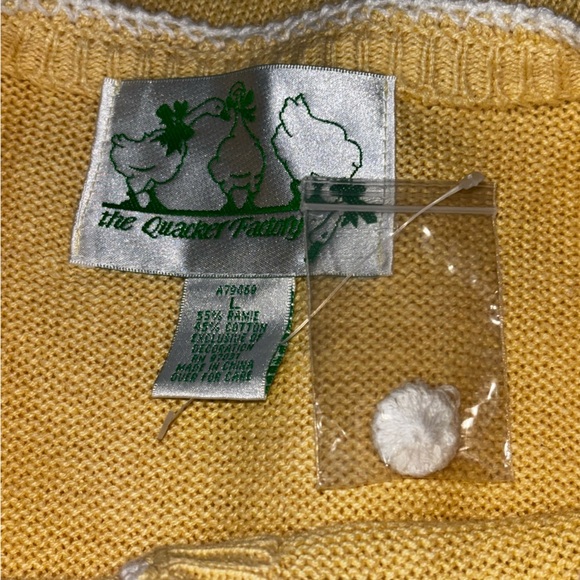 The Quacker Factory QVC Women’s Large Yellow Embroidered Sweater - Picture 5 of 16